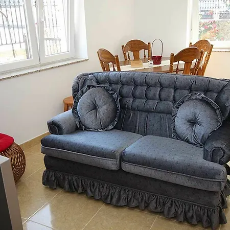 102118 House In Apartman